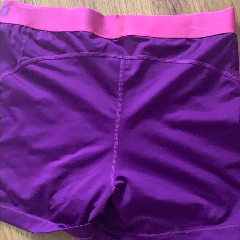 nike pros - Picture 2 of 2